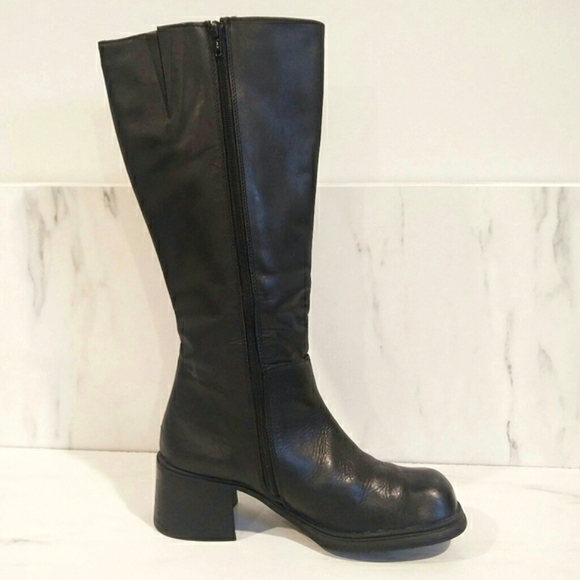 Vintage 90's Chunky Block Heel Square Toe Tall Black Leather Boots - Picture 8 of 16